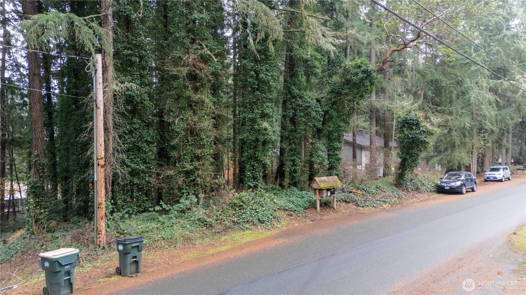 6943 20th Avenue E, Lacey, WA 98503