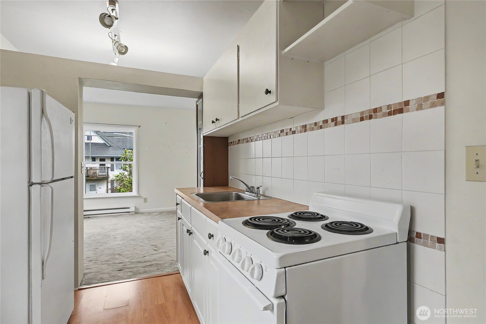 612 N Oakes Street , Tacoma, WA 98406