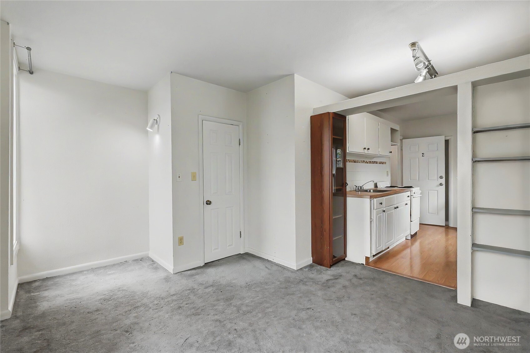 612 N Oakes Street , Tacoma, WA 98406