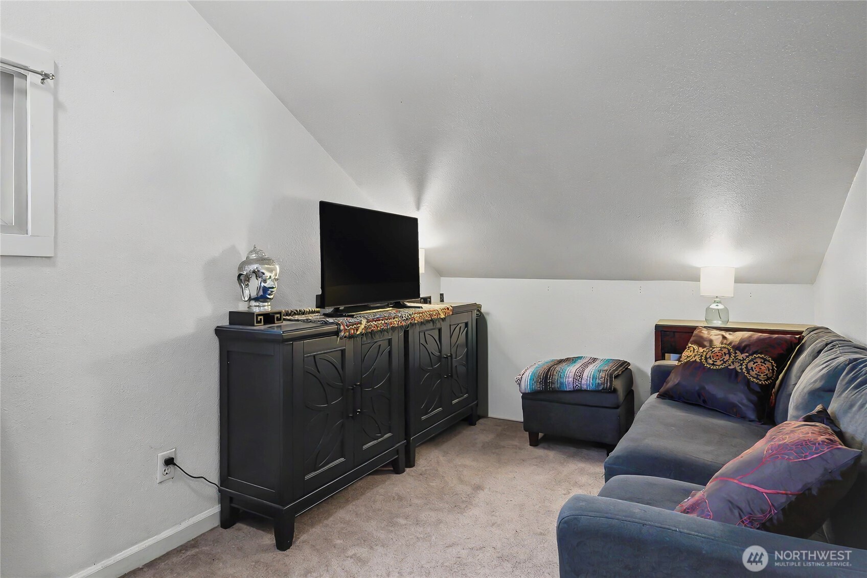 612 N Oakes Street , Tacoma, WA 98406