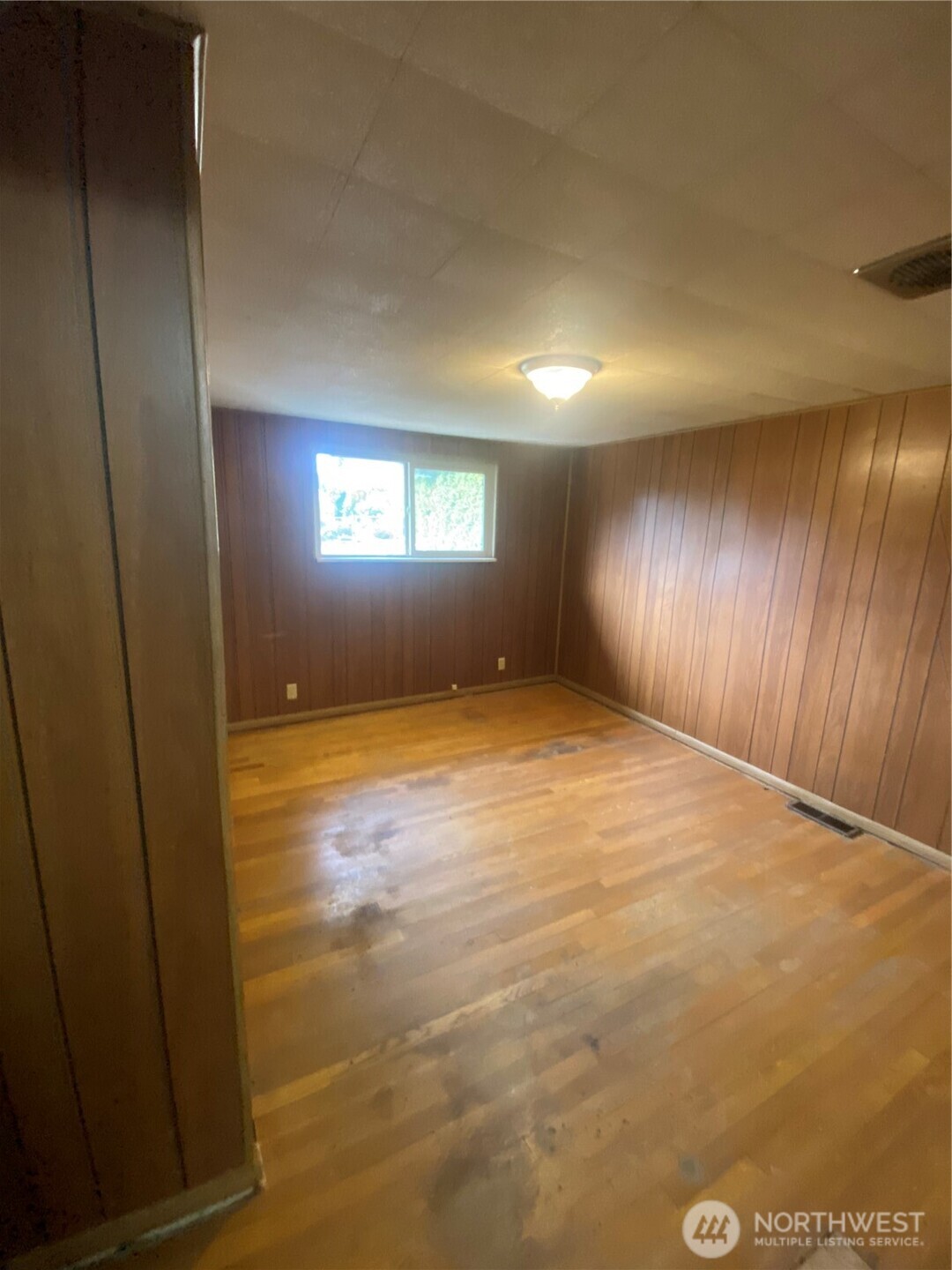 9022 36th Avenue SW, Seattle, WA 98126