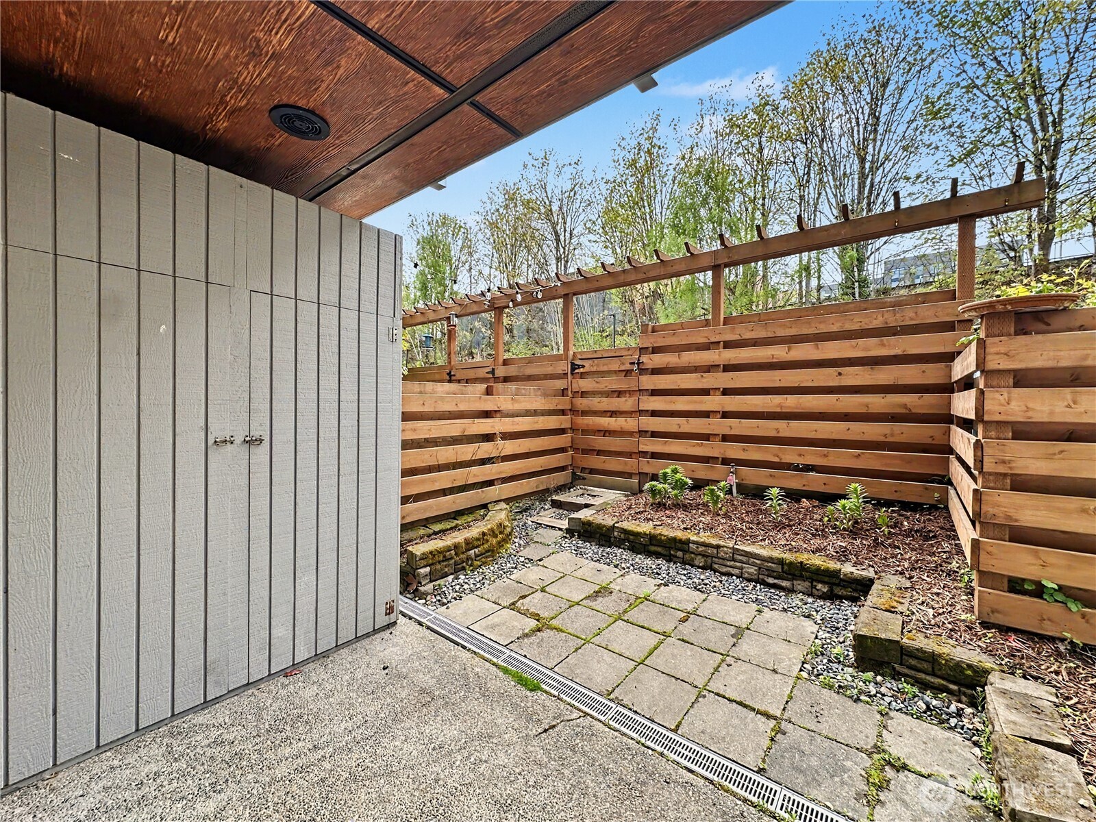 10501 8th Avenue NE #128, Seattle, WA 98125