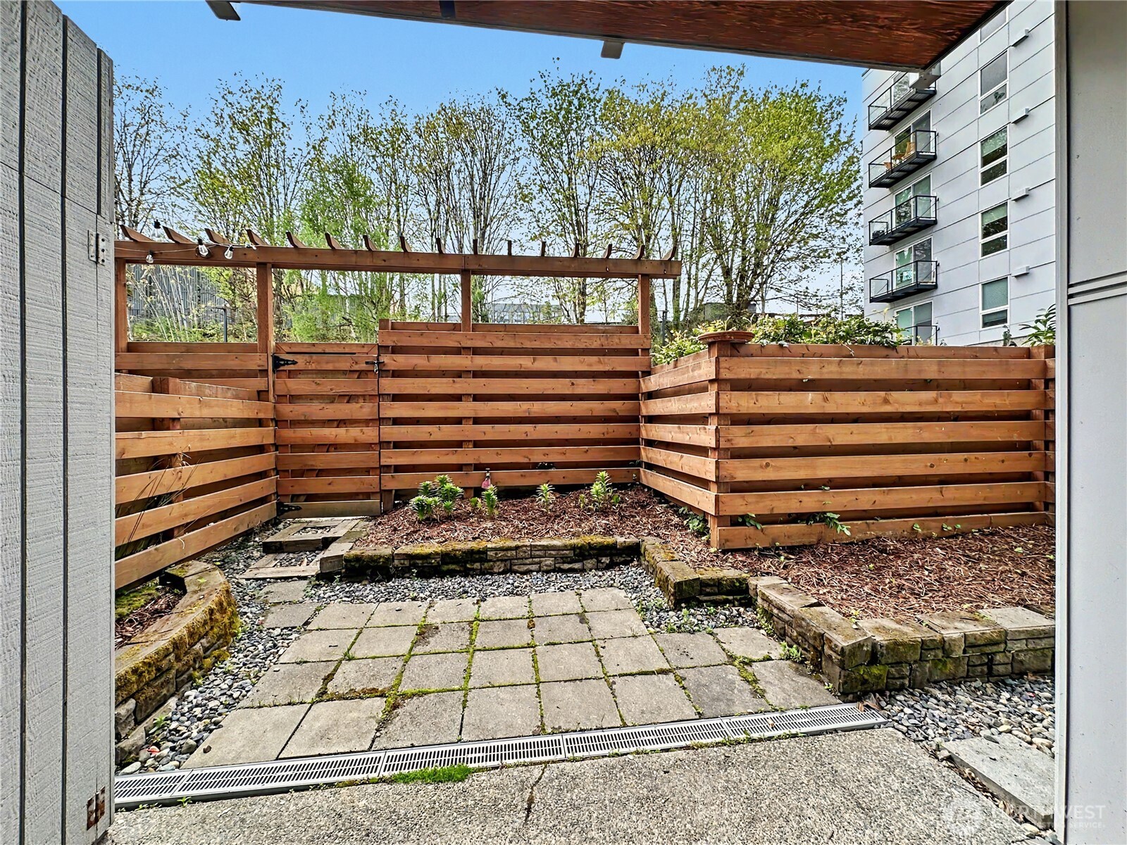 10501 8th Avenue NE #128, Seattle, WA 98125