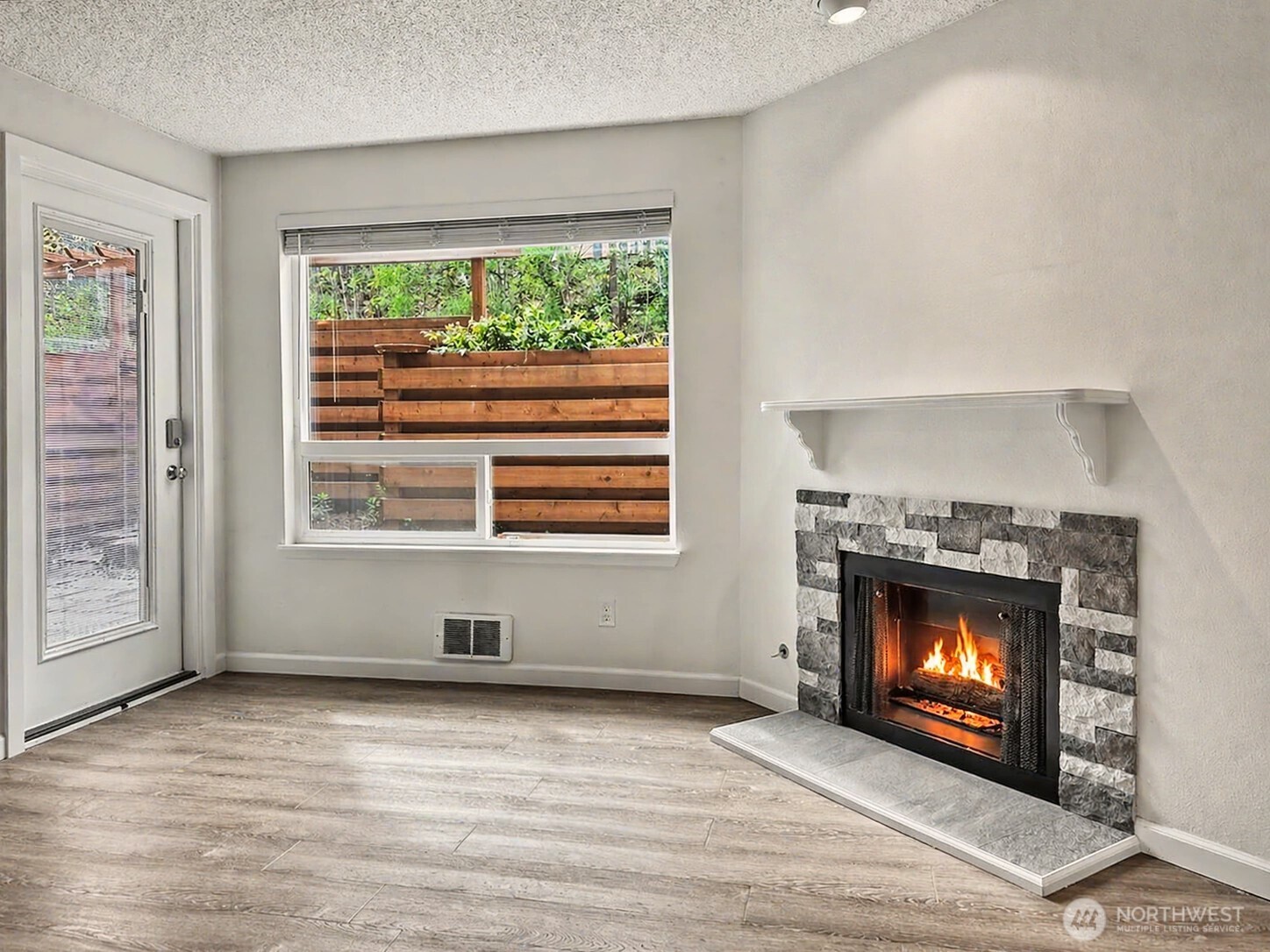 10501 8th Avenue NE #128, Seattle, WA 98125