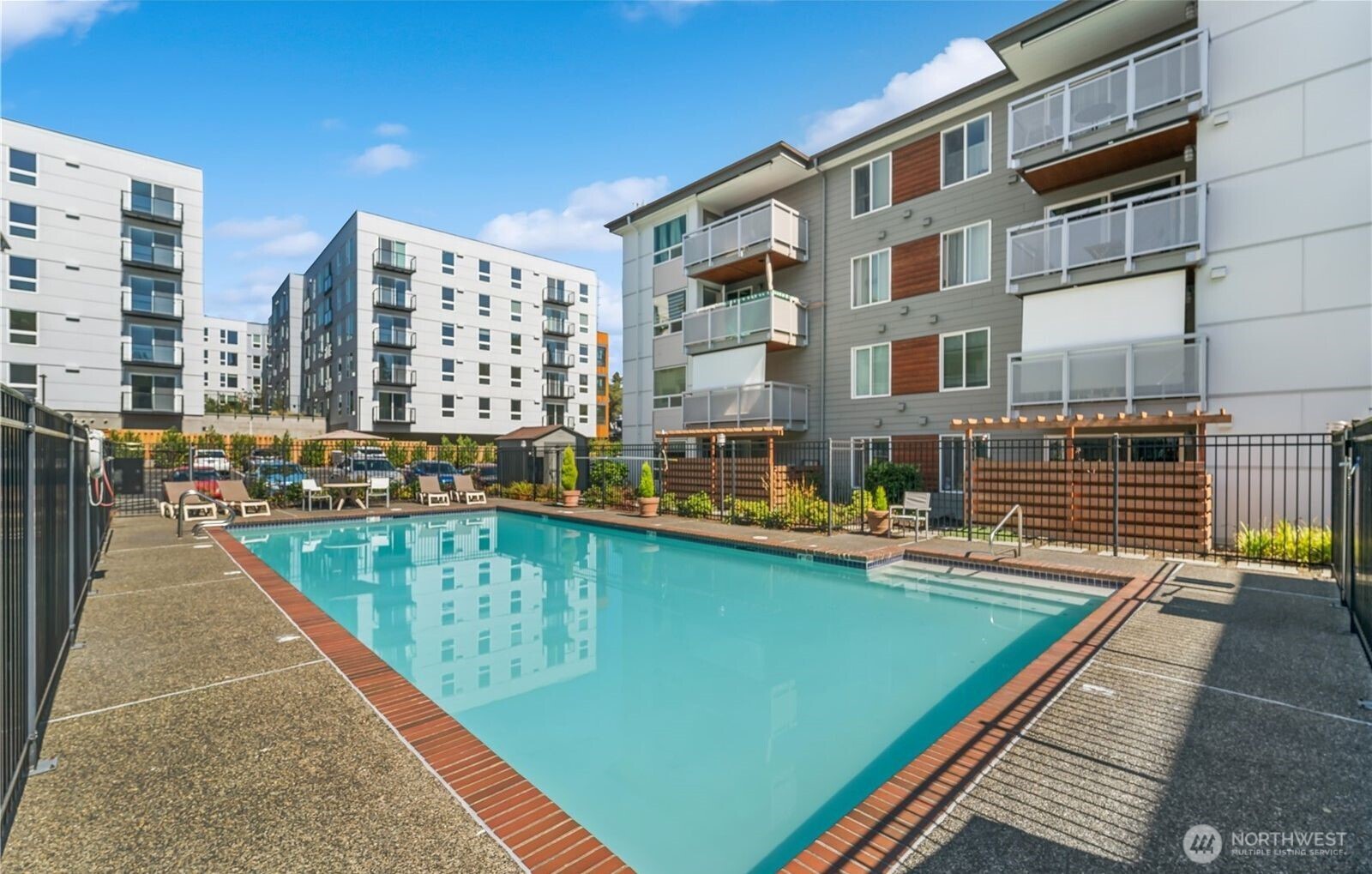 10501 8th Avenue NE #128, Seattle, WA 98125