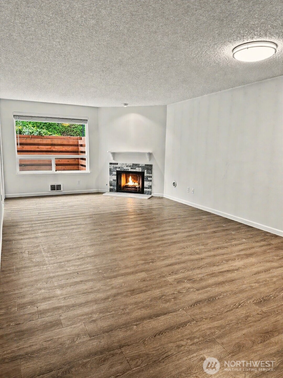 10501 8th Avenue NE #128, Seattle, WA 98125