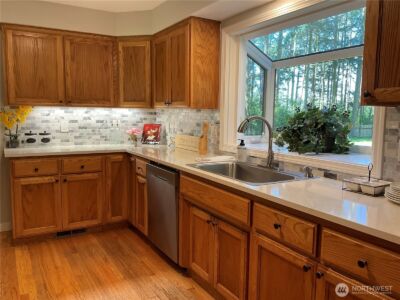 1656 Fern Place , Oak Harbor, WA 98277 - Photo 12