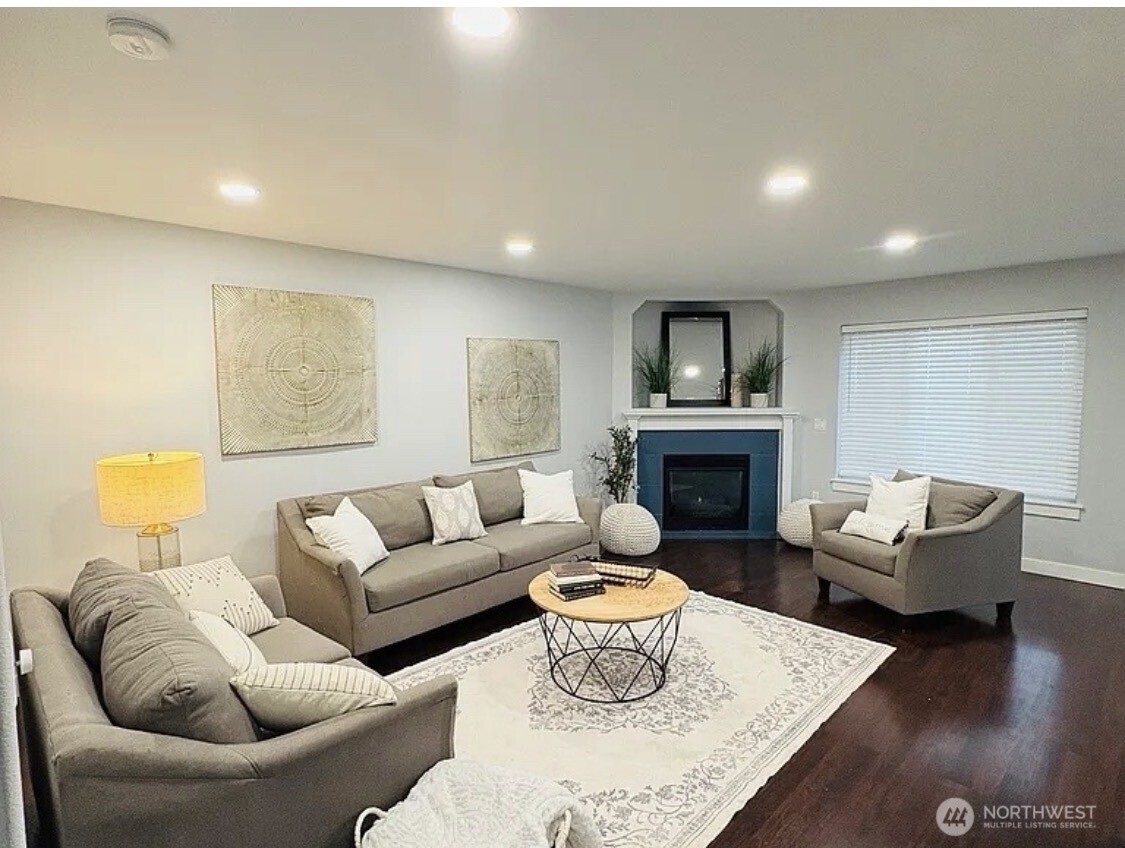 9103 175th Street Ct E, Puyallup, WA 98375