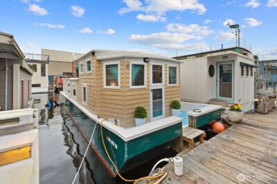 2143 N Northlake Way #47, Seattle, WA 98103 - Photo 1