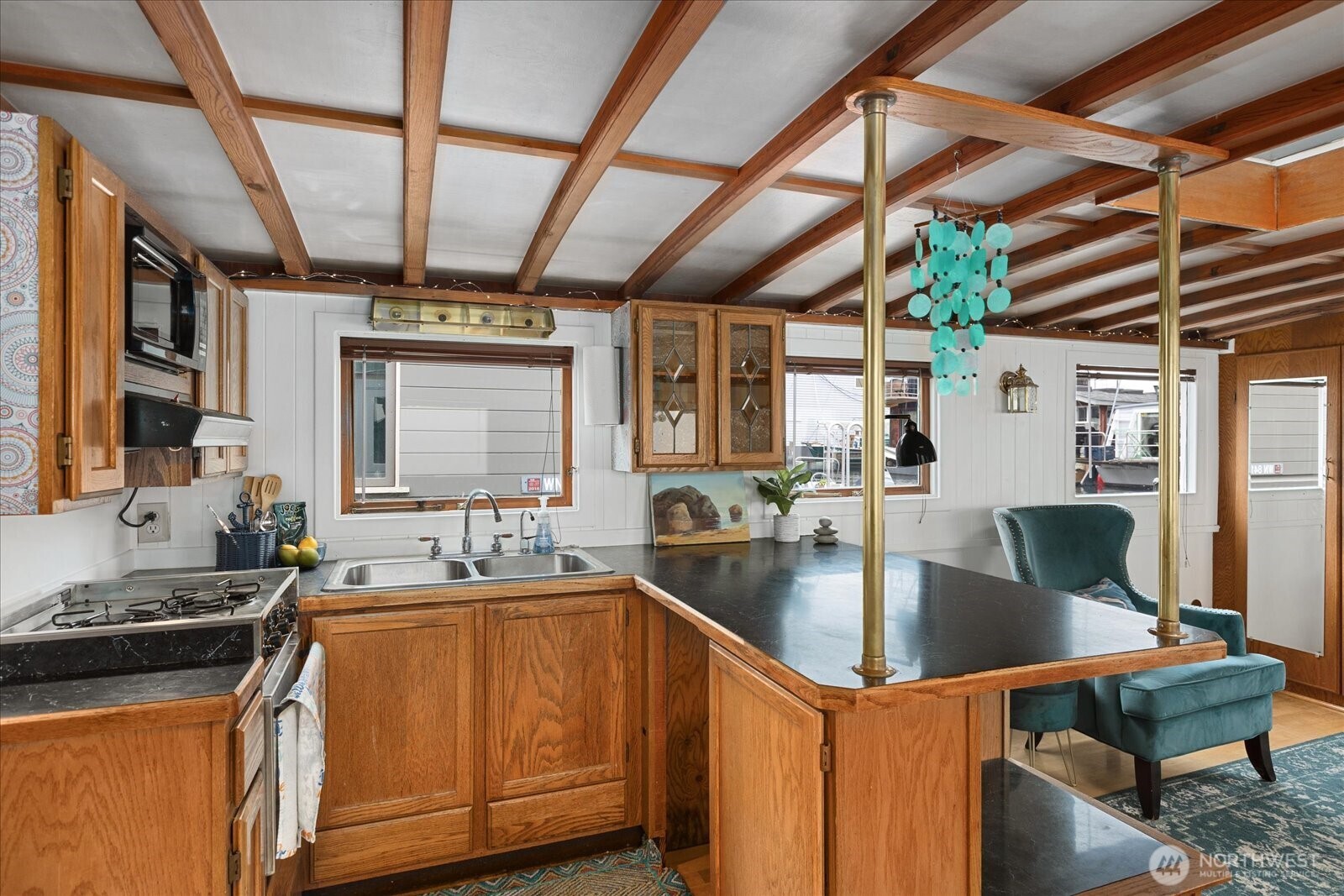 2143 N Northlake Way #47, Seattle, WA 98103