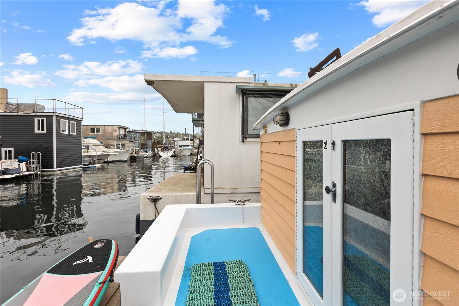 2143 N Northlake Way #47, Seattle, WA 98103