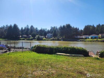 266 Overlake Street NE, Ocean Shores, WA 98569 - Photo 15