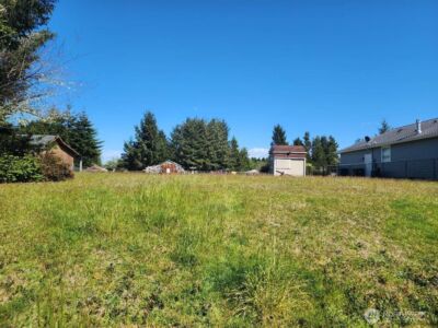 266 Overlake Street NE, Ocean Shores, WA 98569 - Photo 20