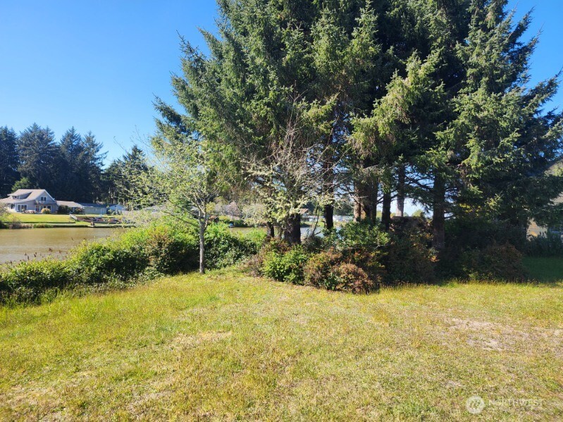 266 Overlake Street NE, Ocean Shores, WA 98569