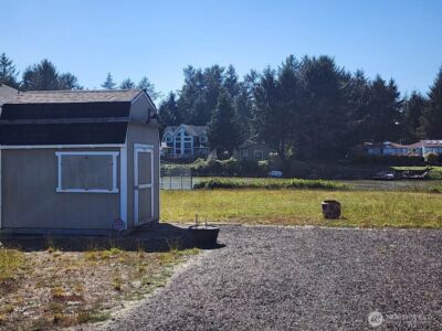 266 Overlake Street NE, Ocean Shores, WA 98569 - Photo 8
