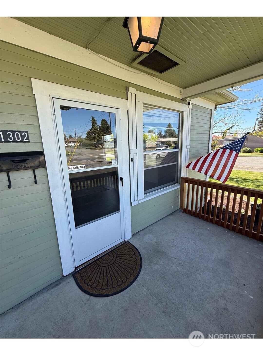 1302 E Broad Street , Mount Vernon, WA 98274