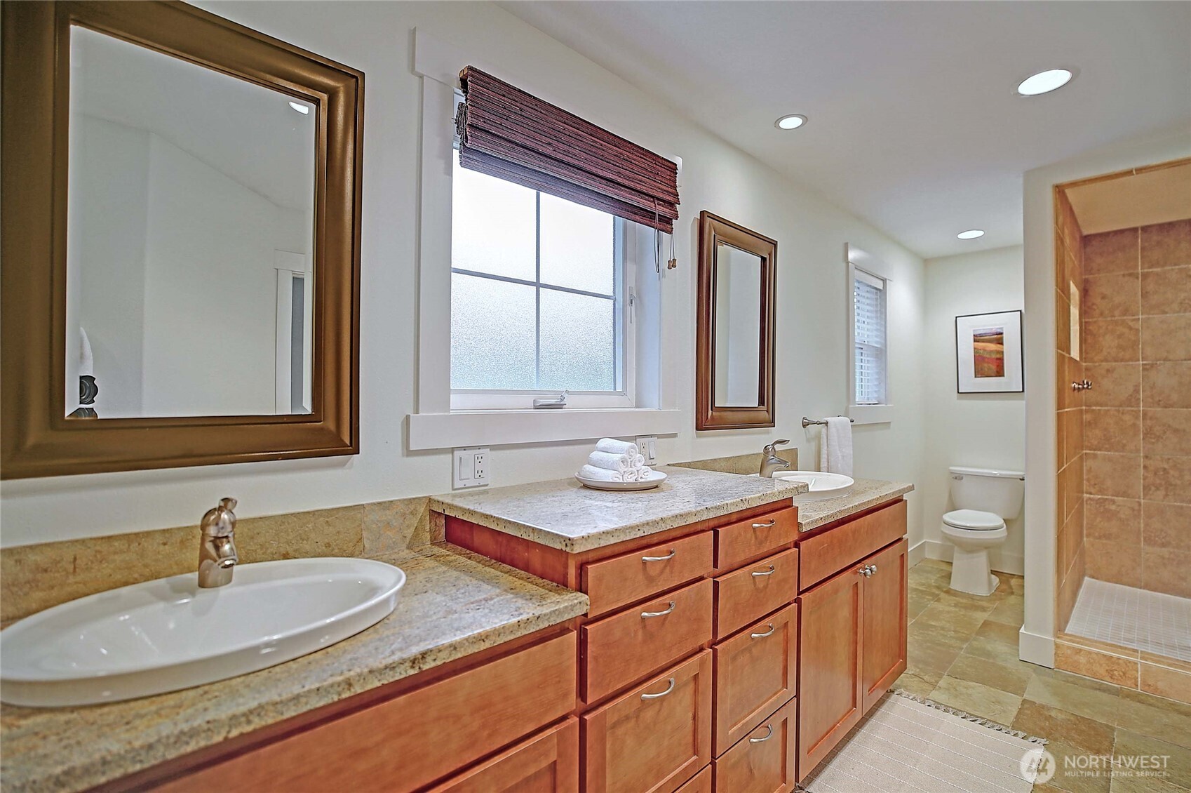 902 Madrona Beach Road , Camano Island, WA 98282