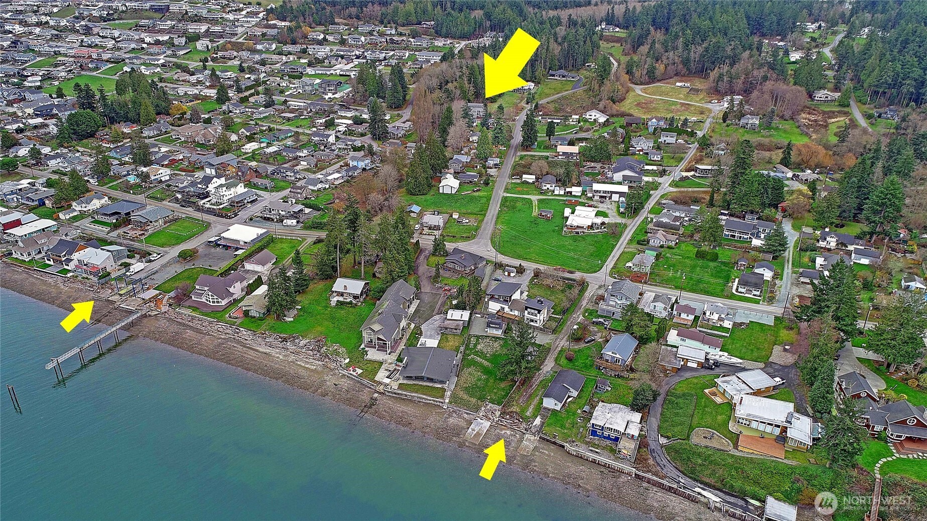 902 Madrona Beach Road , Camano Island, WA 98282