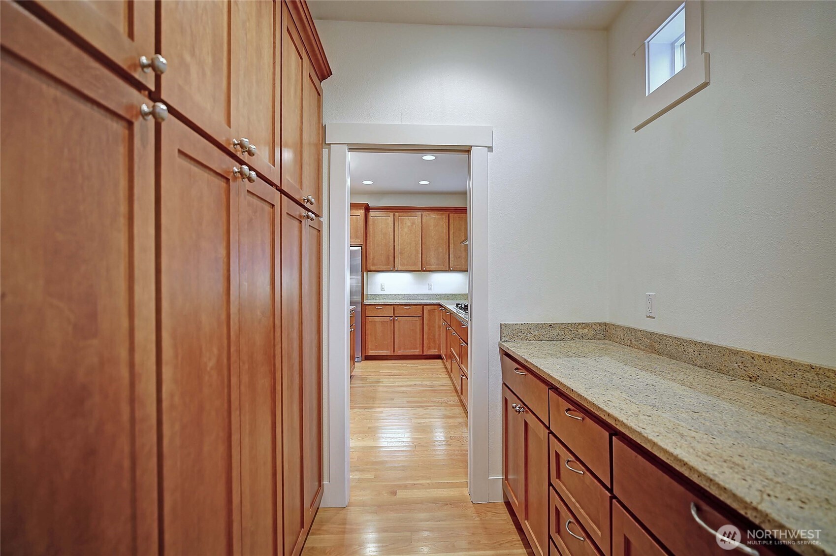 902 Madrona Beach Road , Camano Island, WA 98282