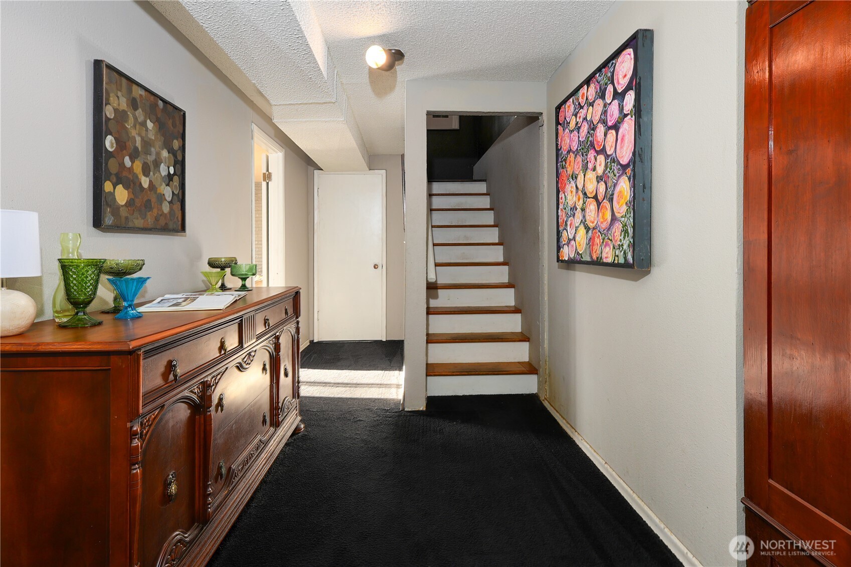 1310 N Heatherwood W, Tacoma, WA 98406