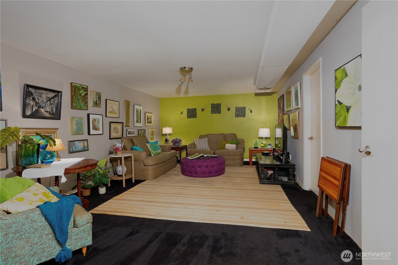 1310 N Heatherwood W, Tacoma, WA 98406