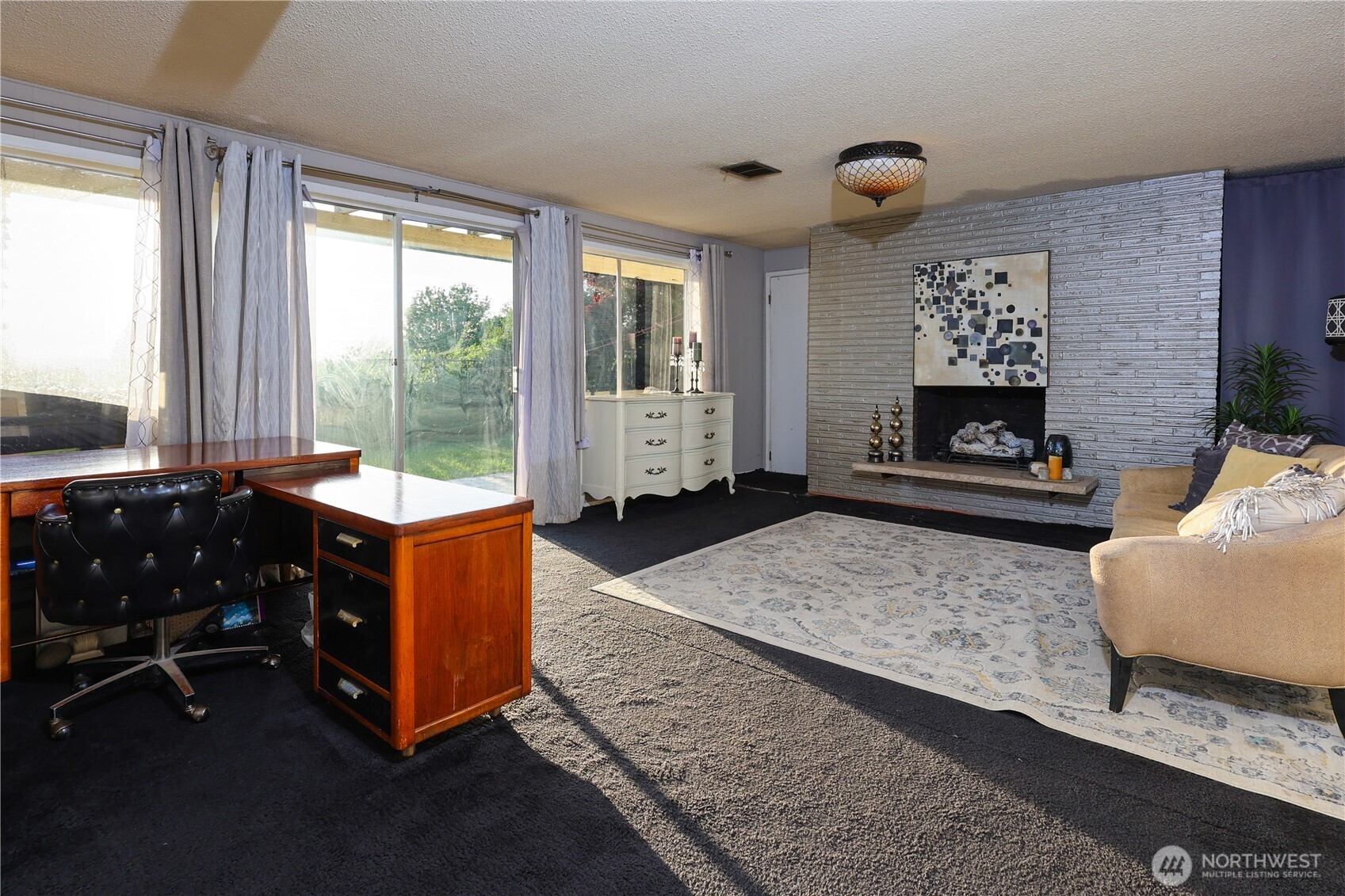 1310 N Heatherwood W, Tacoma, WA 98406