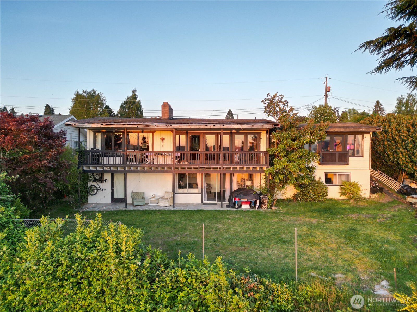 1310 N Heatherwood W, Tacoma, WA 98406