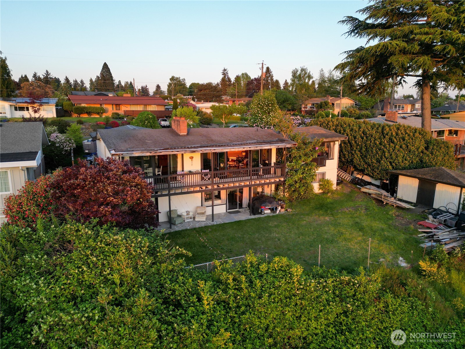 1310 N Heatherwood W, Tacoma, WA 98406