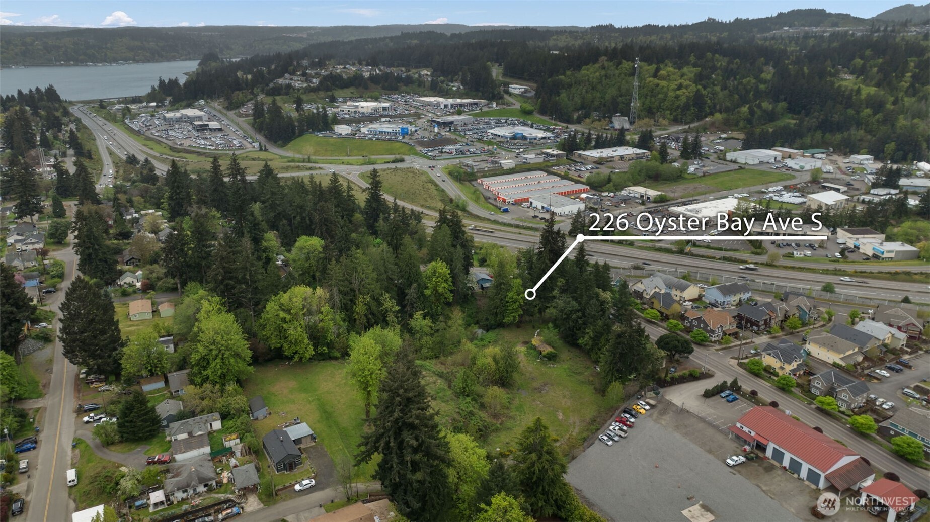 226 S Oyster Bay Ave , Bremerton, WA 98312