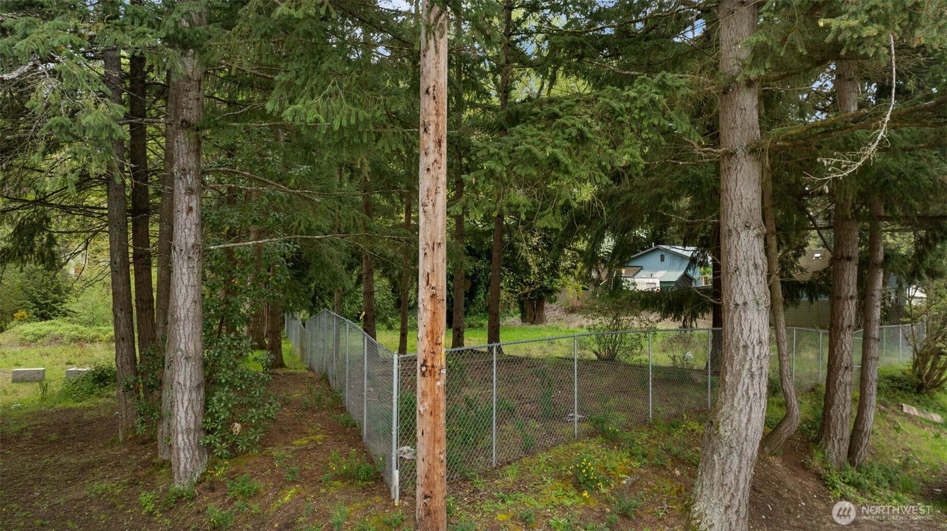 226 S Oyster Bay Ave , Bremerton, WA 98312