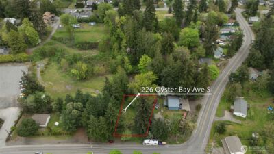 226 S Oyster Bay Ave , Bremerton, WA 98312 - Photo 3