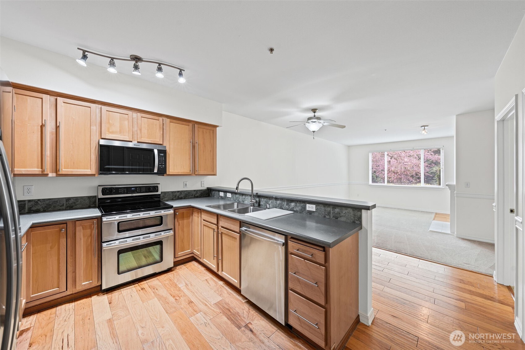 440 Maple Avenue SW #A104, Renton, WA 98057