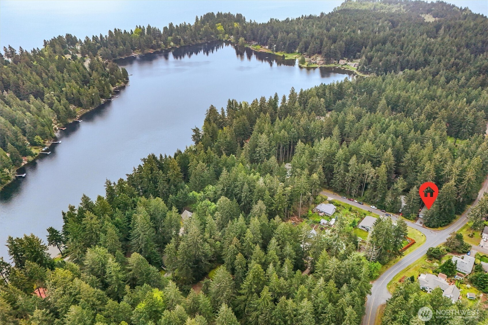 11222 Country Club Place , Anderson Island, WA 98303