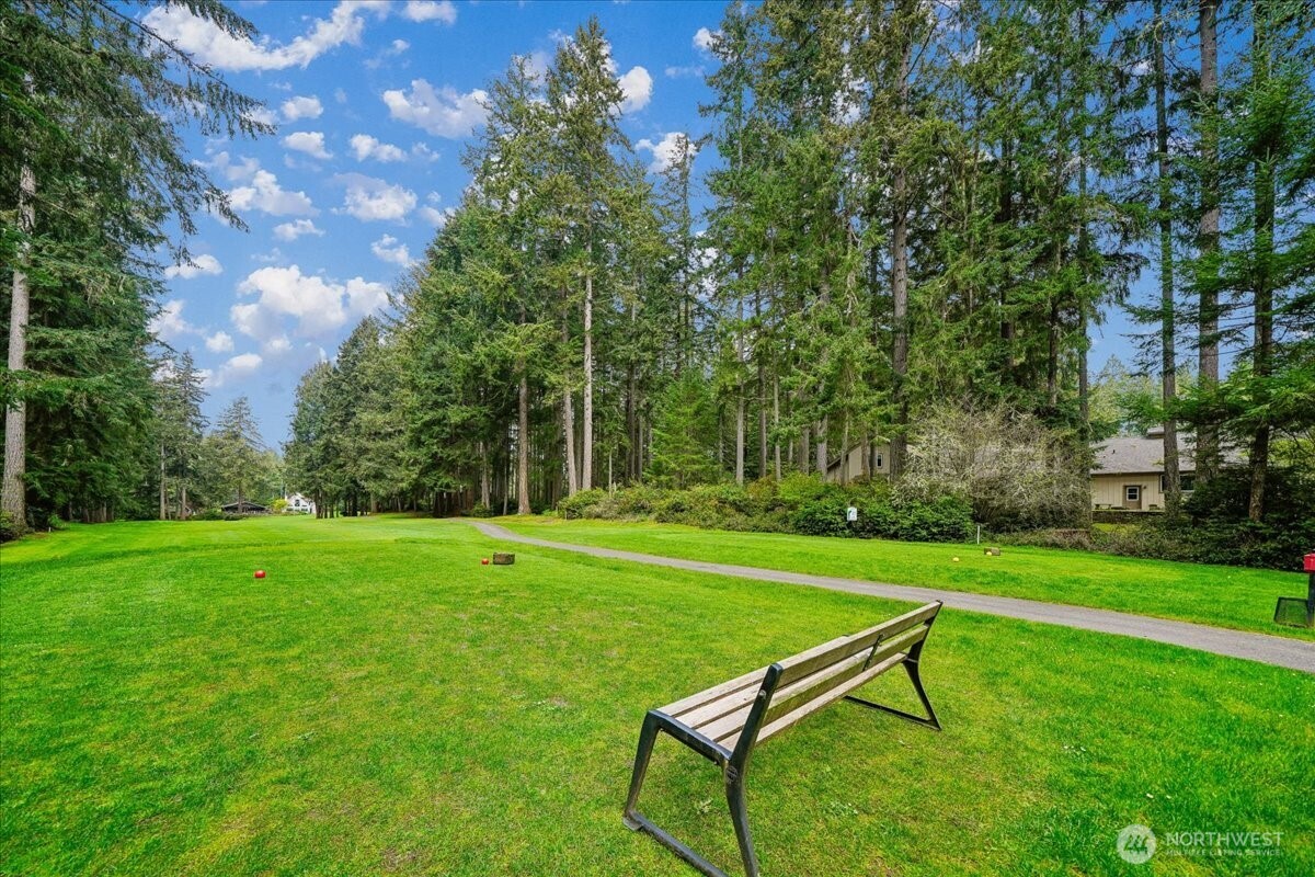 11222 Country Club Place , Anderson Island, WA 98303
