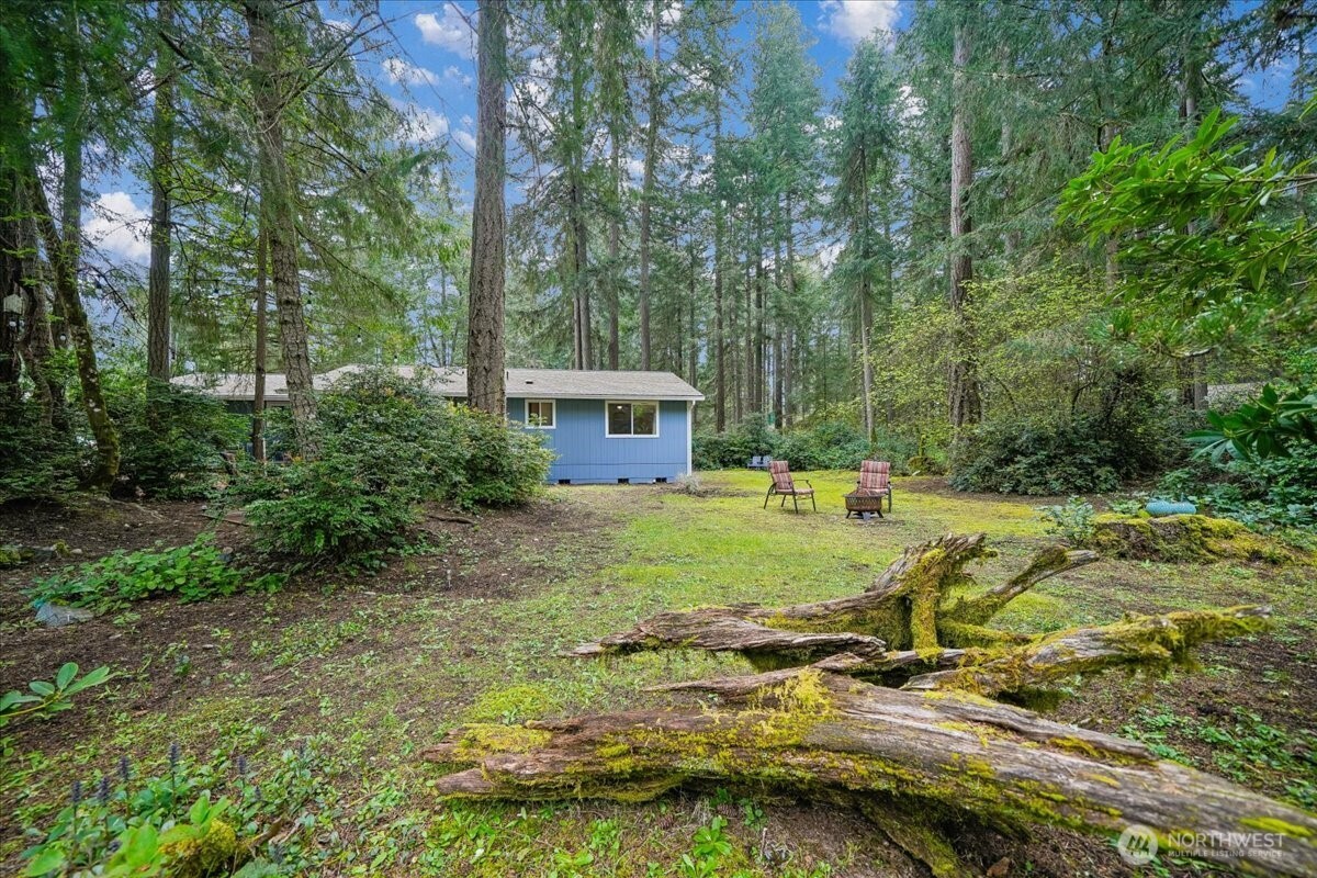 11222 Country Club Place , Anderson Island, WA 98303