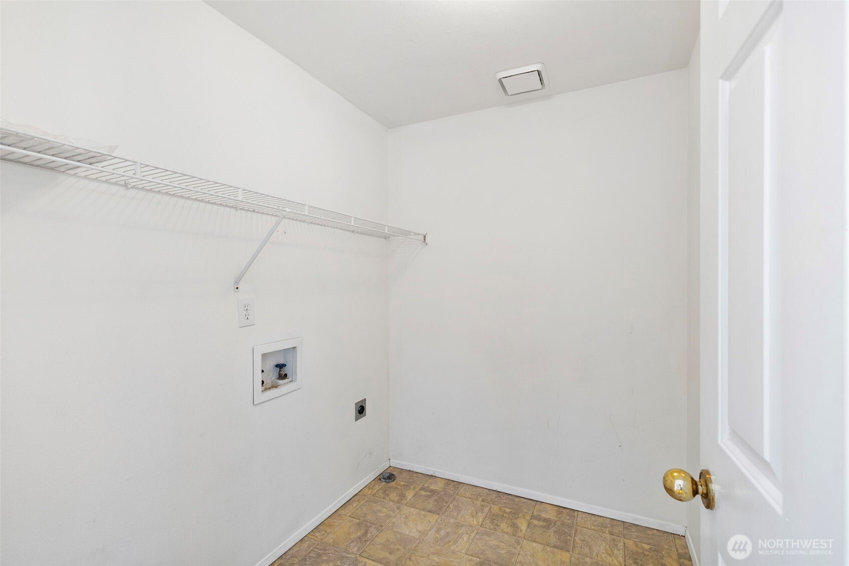7989 NW Emery Boulevard , Silverdale, WA 98383