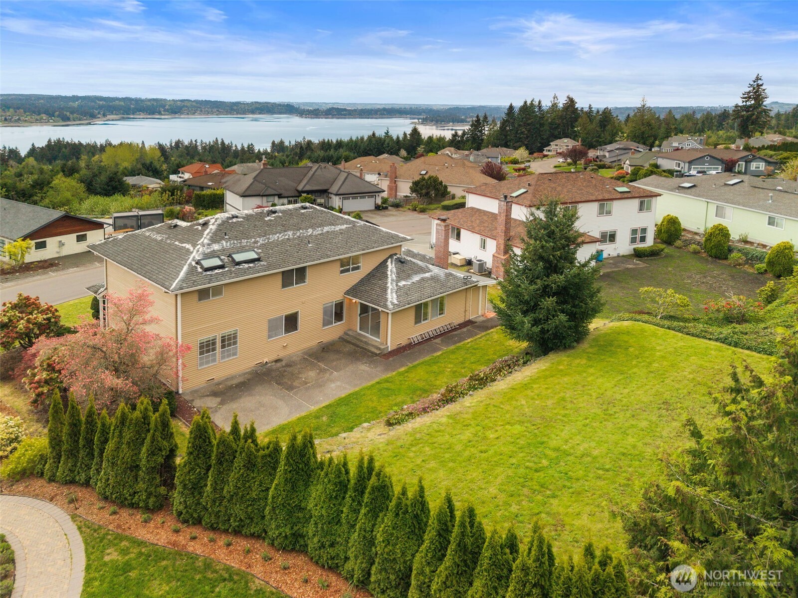 7989 NW Emery Boulevard , Silverdale, WA 98383