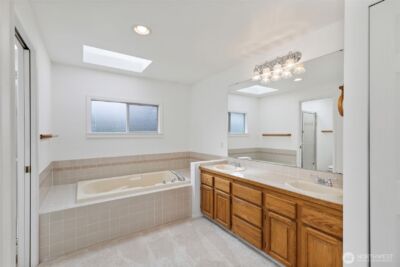 7989 NW Emery Boulevard , Silverdale, WA 98383 - Photo 40