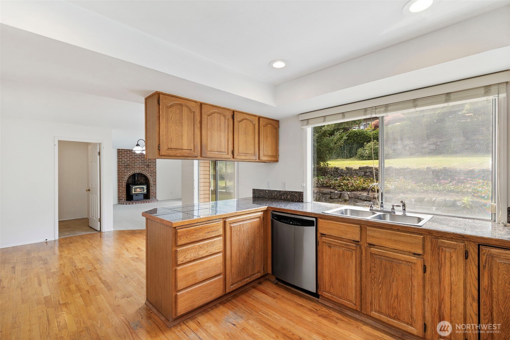 7989 NW Emery Boulevard , Silverdale, WA 98383