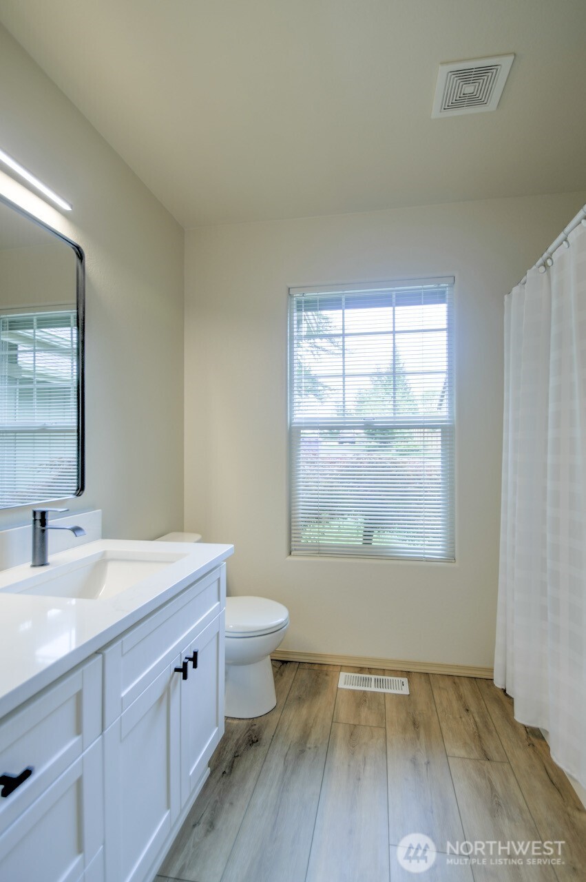 265 SE Valley View Way , Chehalis, WA 98532