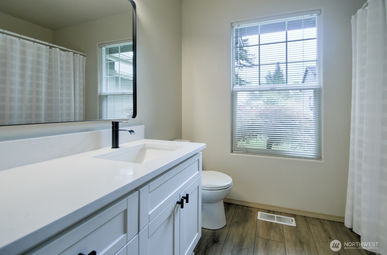 265 SE Valley View Way , Chehalis, WA 98532