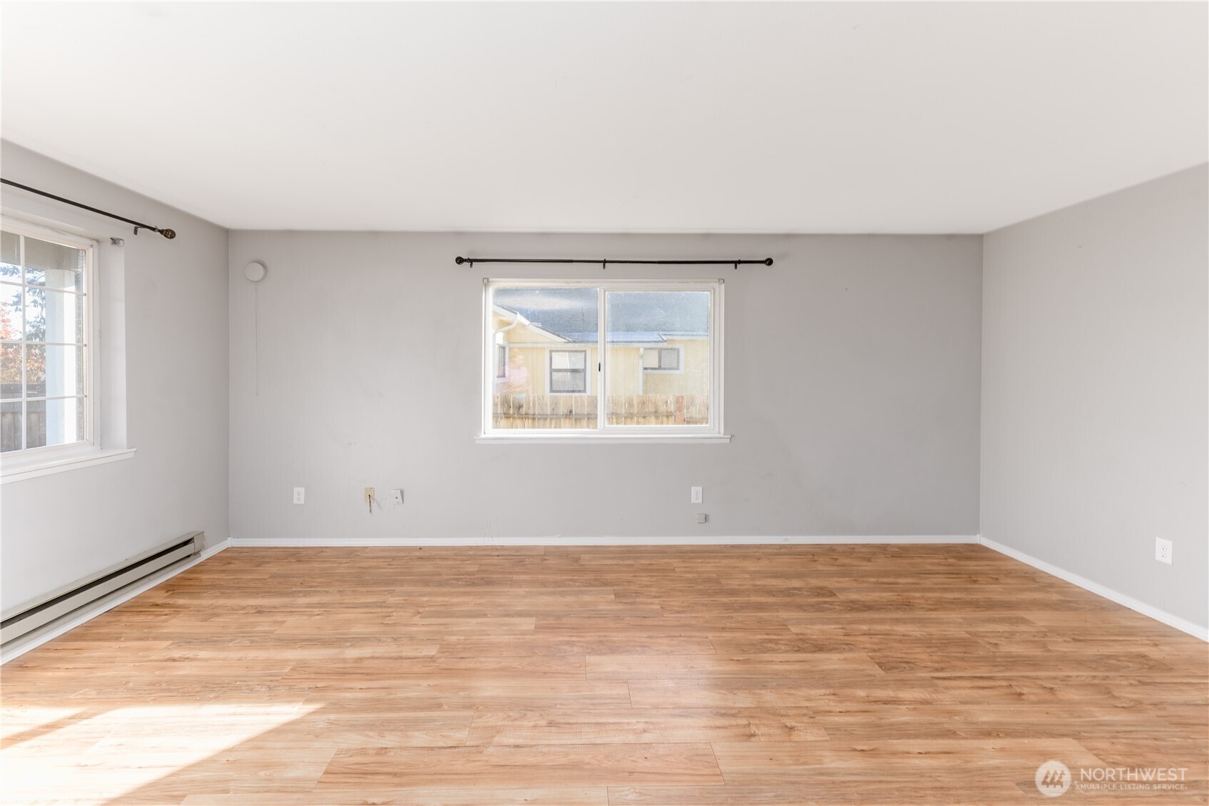 1014 W Spruce Street , Port Angeles, WA 98363