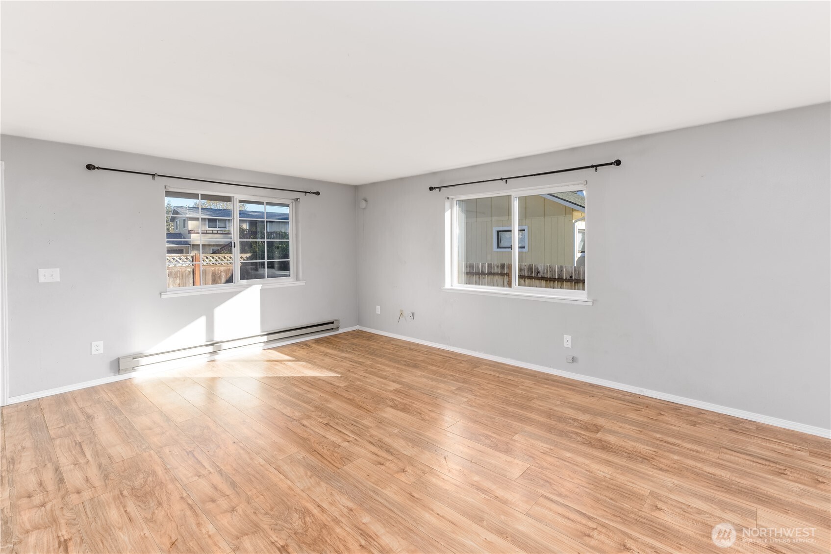 1014 W Spruce Street , Port Angeles, WA 98363