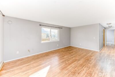 1014 W Spruce Street , Port Angeles, WA 98363 - Photo 8