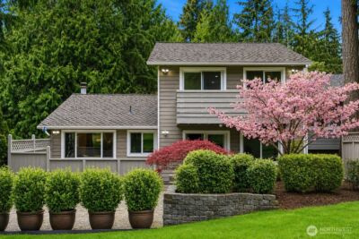 21633 NE 29th St , Sammamish, WA 98074