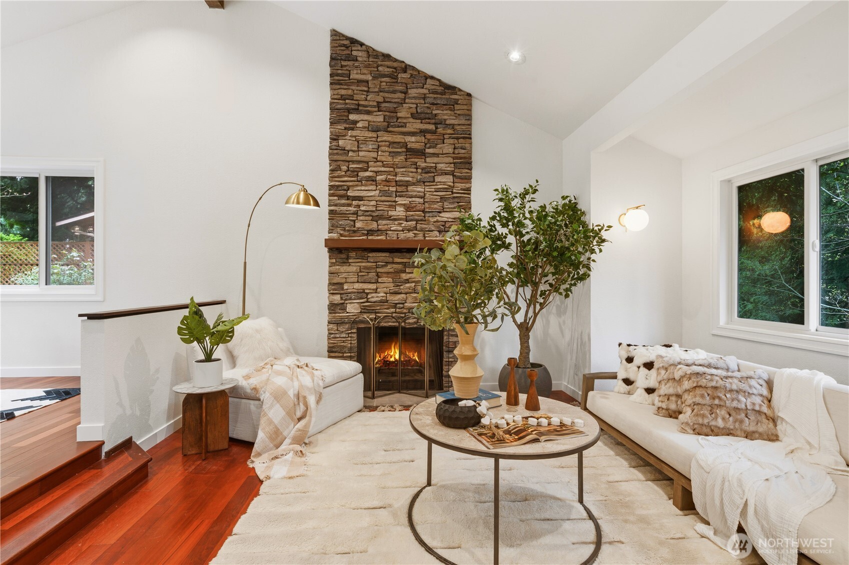 21633 NE 29th St , Sammamish, WA 98074