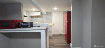 12053 70 Avenue S, Seattle, WA 98178 - Photo 15