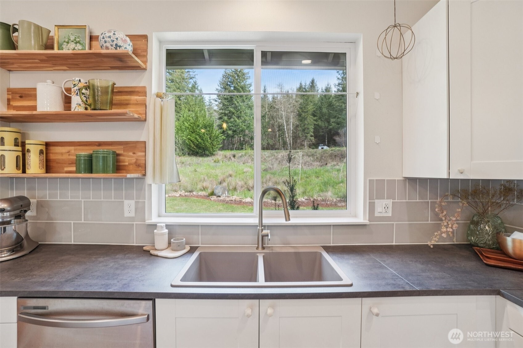 30307 NE Sunset Falls Road , Yacolt, WA 98675