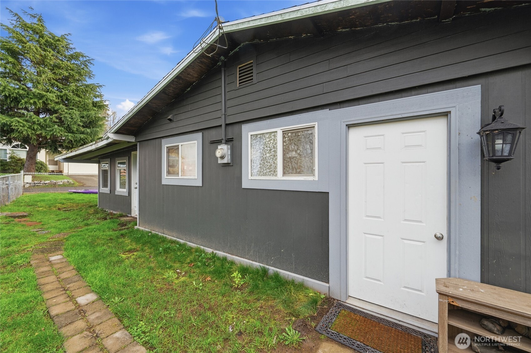 2124 Woburn Street , Bellingham, WA 98229