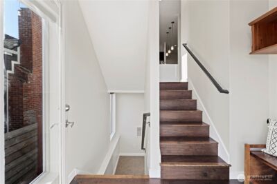 4137 Fauntleroy Way SW, Seattle, WA 98126 - Photo 2